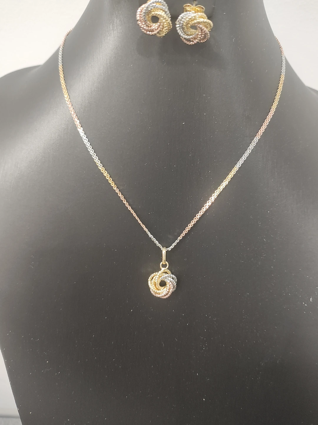 Tri-tone knot pendant necklace and earring set - photo 3