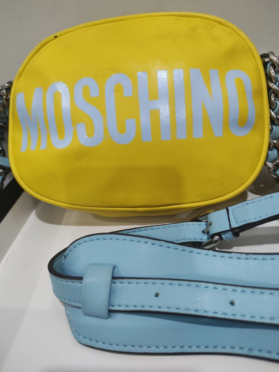 Moschino Yellow Cartoon Face Crossbody Bag - photo 5