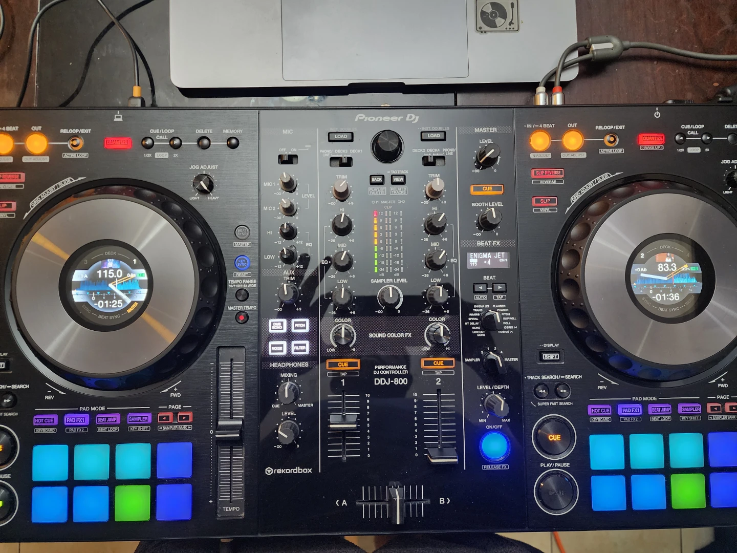 Pioneer DDJ-800 Performance DJ Controller