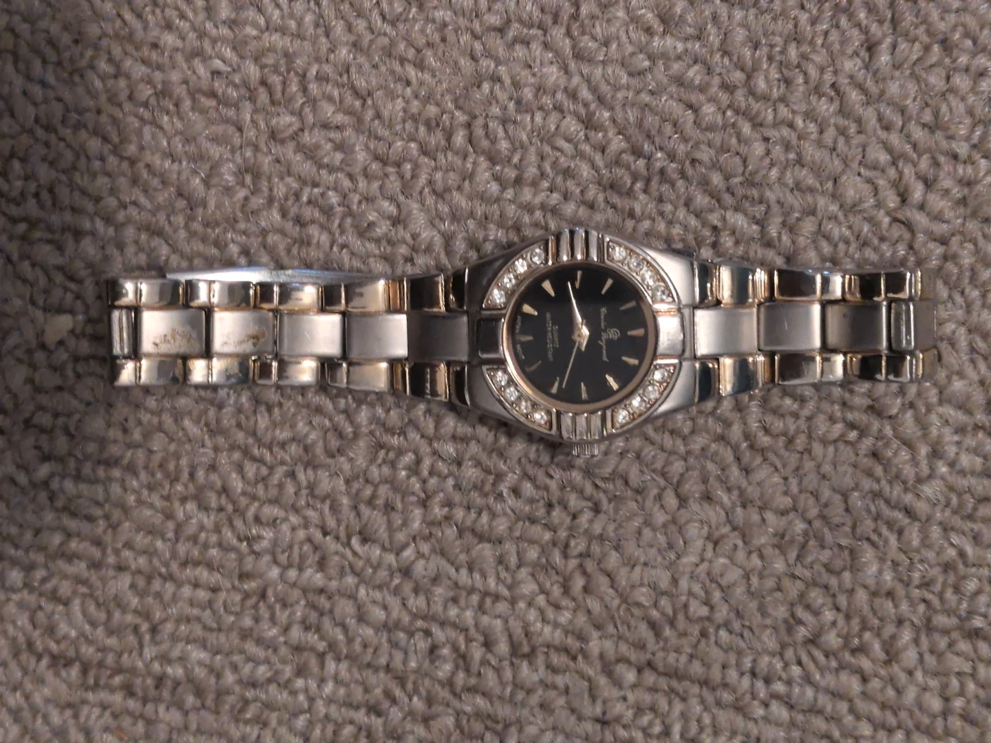 Charles Raymond Quartz Watch