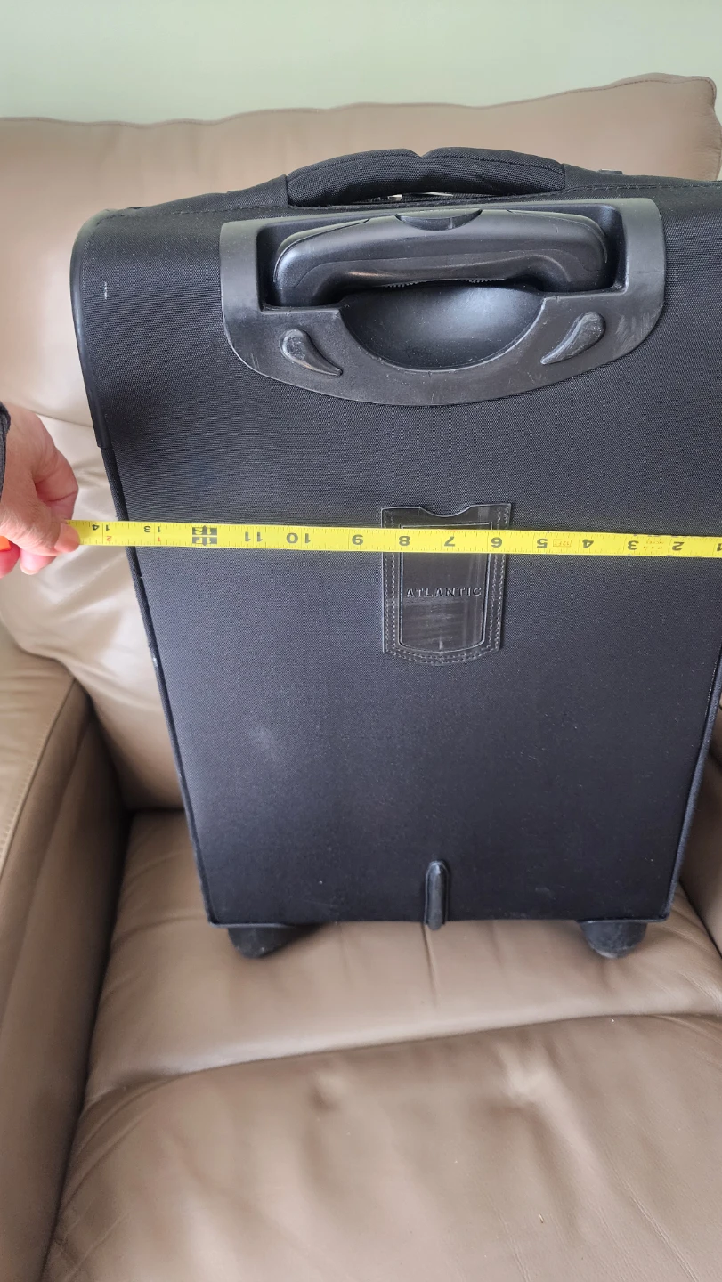 Atlantic 20-inch Rolling Carry-On Suitcase - photo 3
