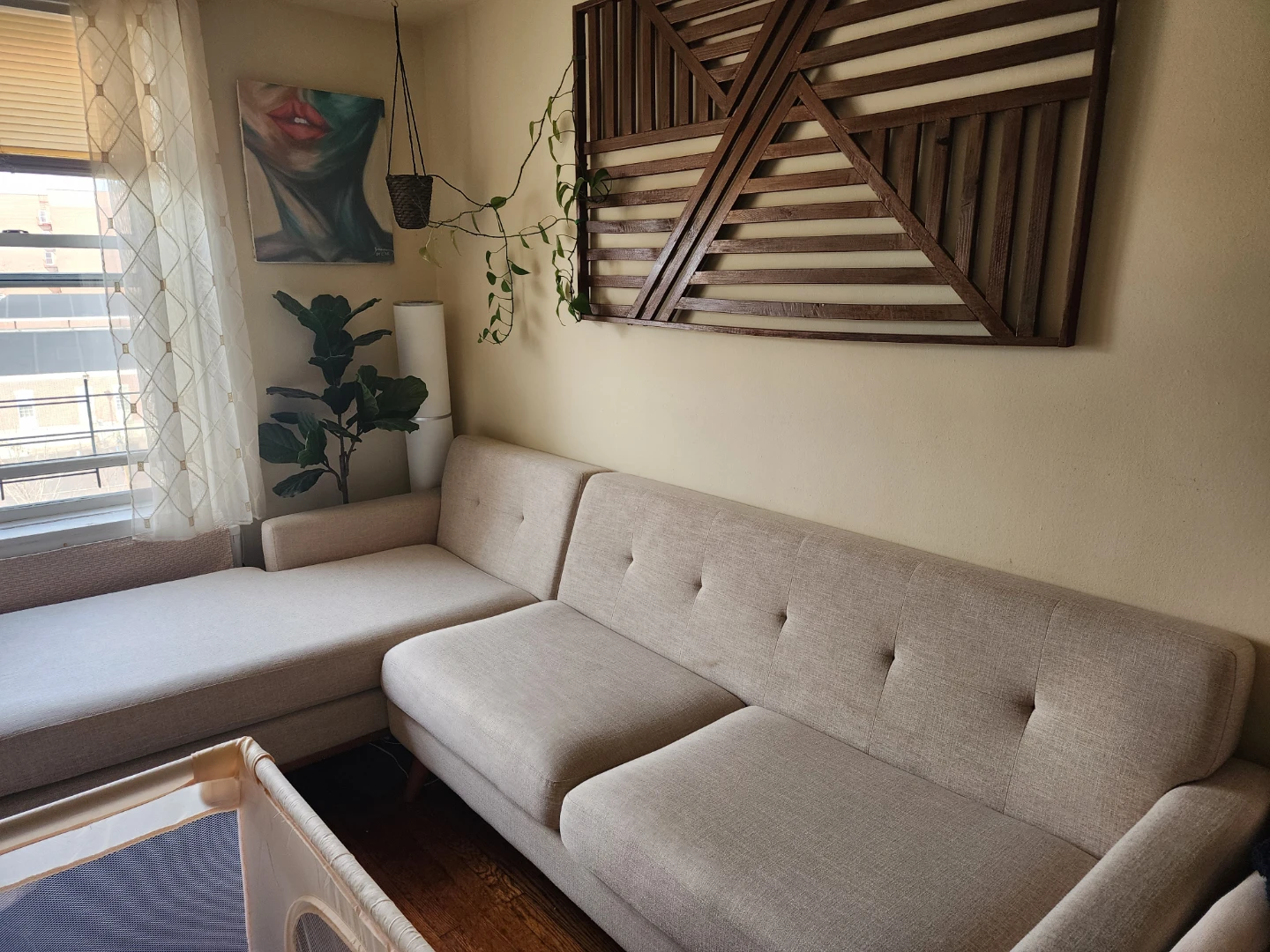 Left-Facing Sectional Sofa - Beige