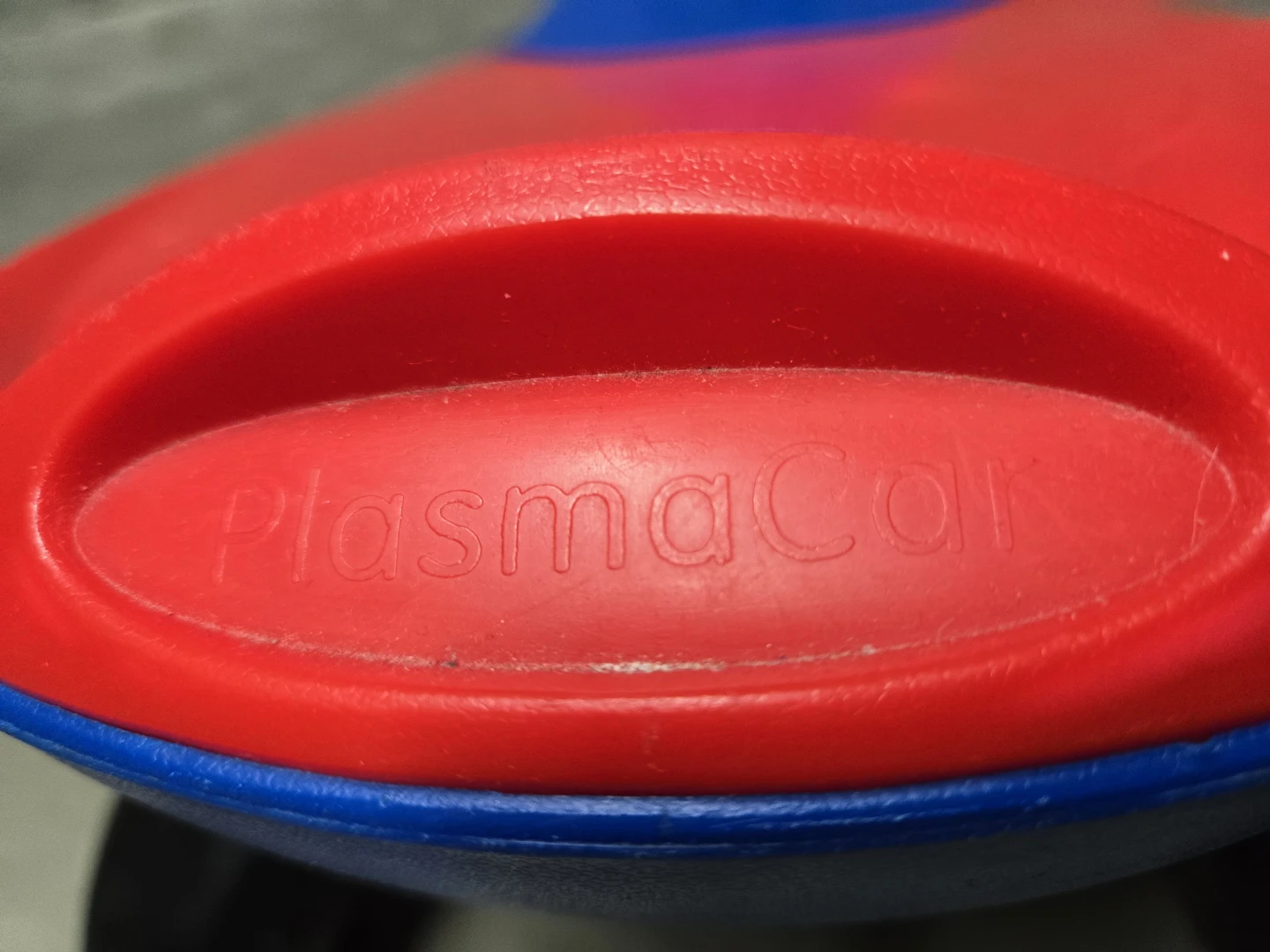 PlasmaCar Ride-On Toy - photo 4