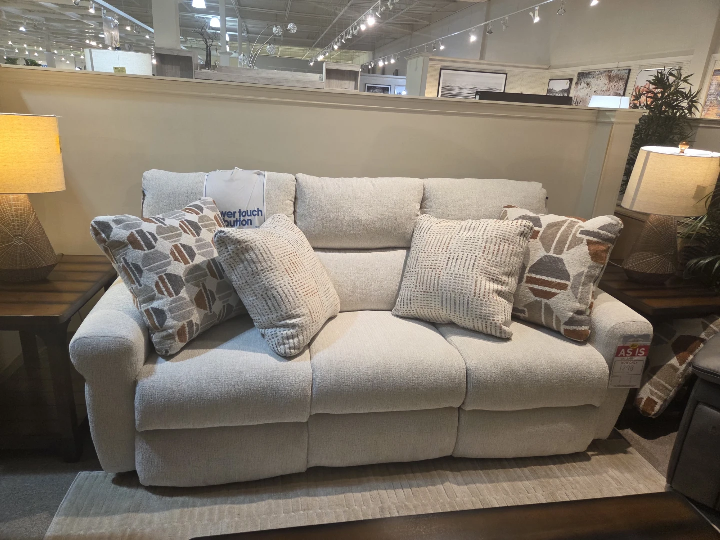 3 Seater recliner couch as new