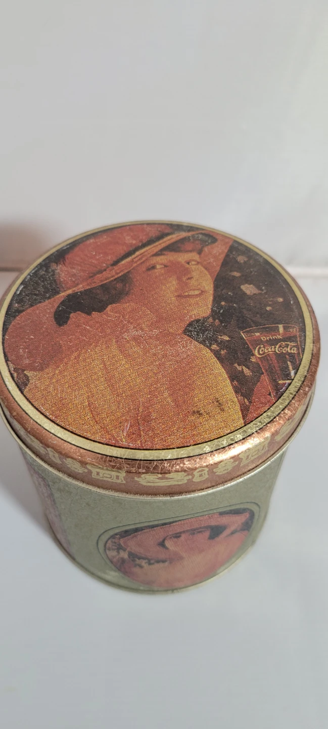 Coca-Cola Collectible Tin - photo 4