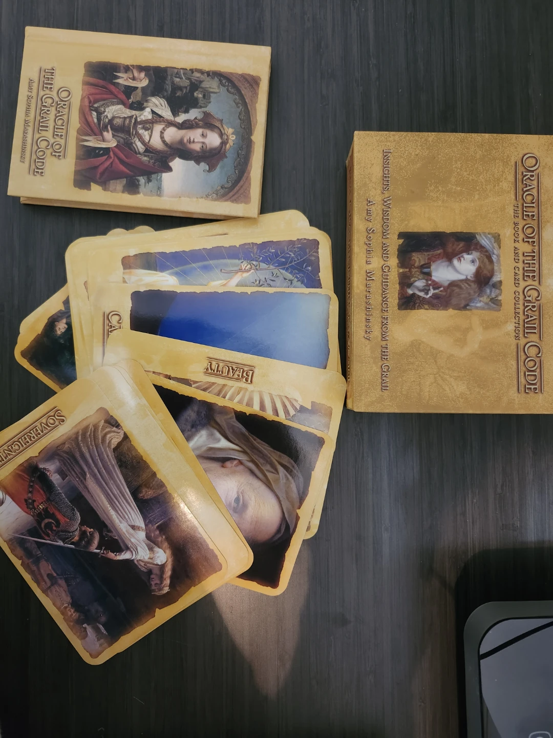 Oracle of the Grail Code (tarot cards, special)