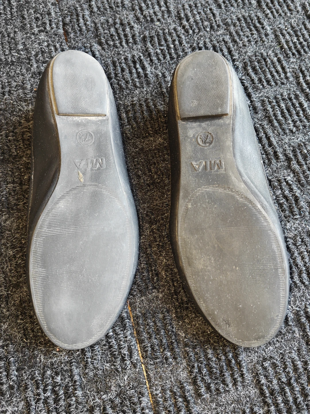 Women MIA Black Ballet Flats Slip On Shoes - Size 7.5 - photo 4