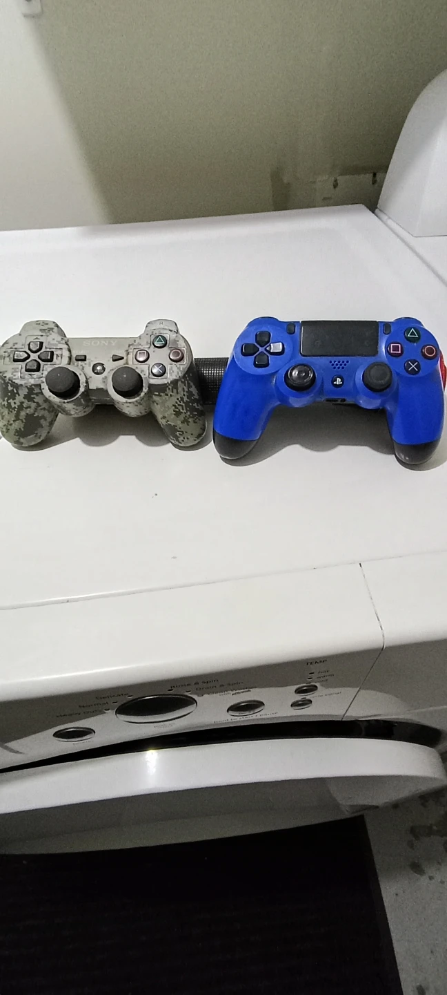 Sony PlayStation Controllers - PS3 & PS4