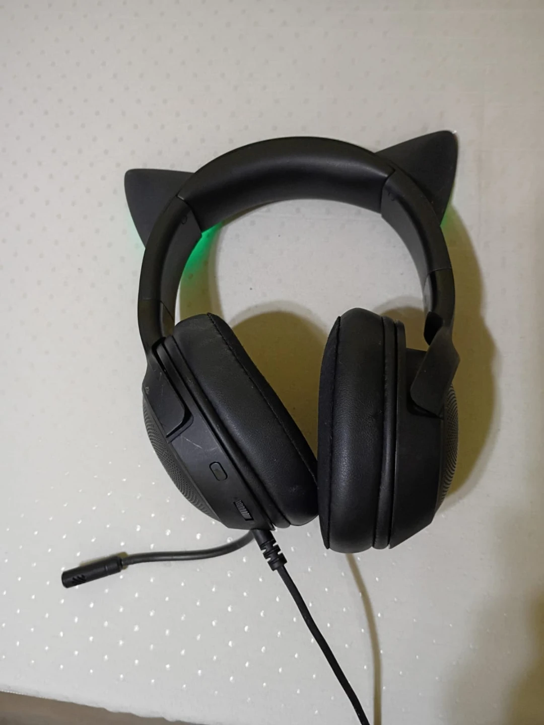 Razer Blackshark V2 X Gaming Headset with Cat Ears