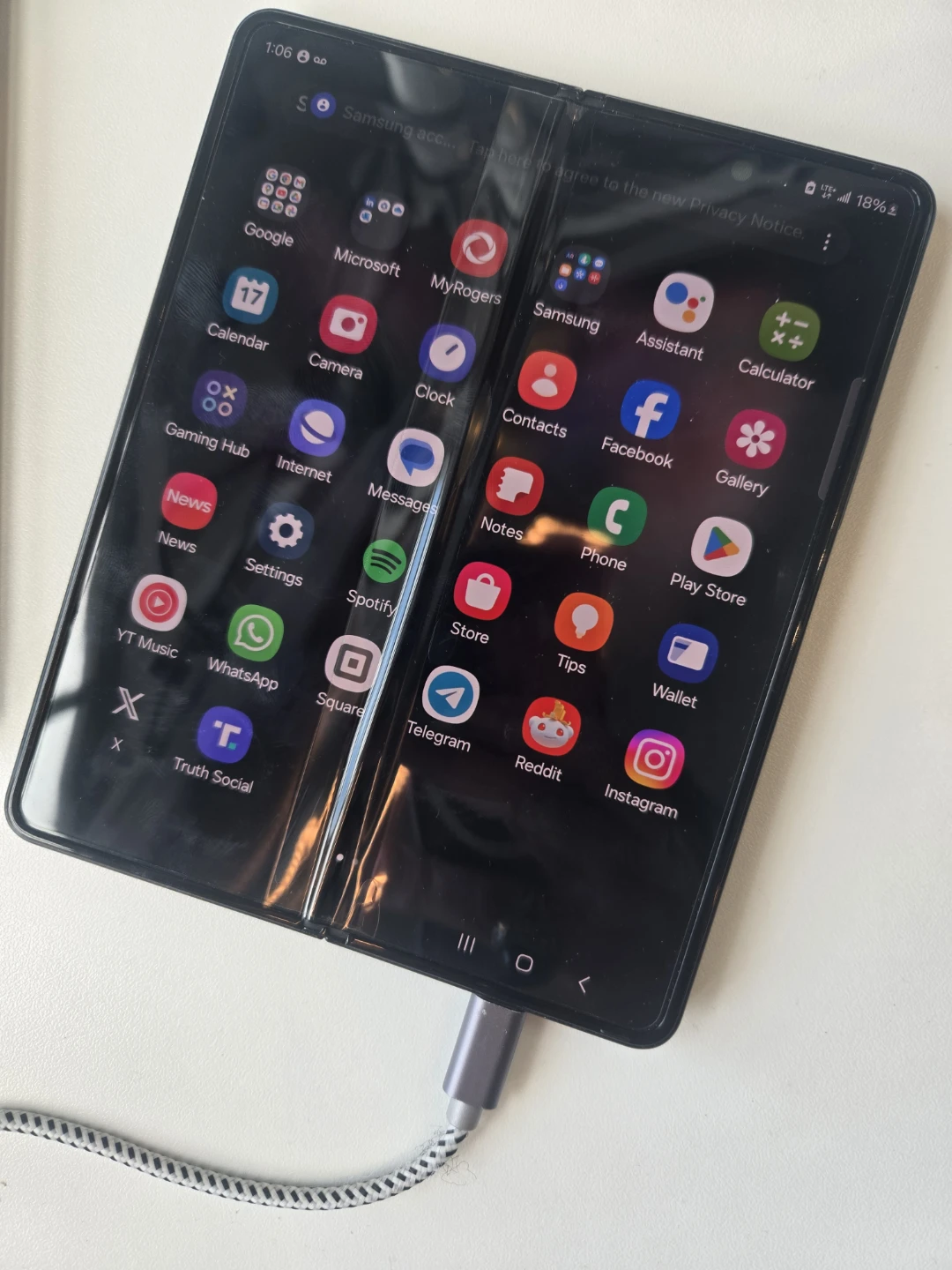 Samsung Galaxy Z Fold 3 5G