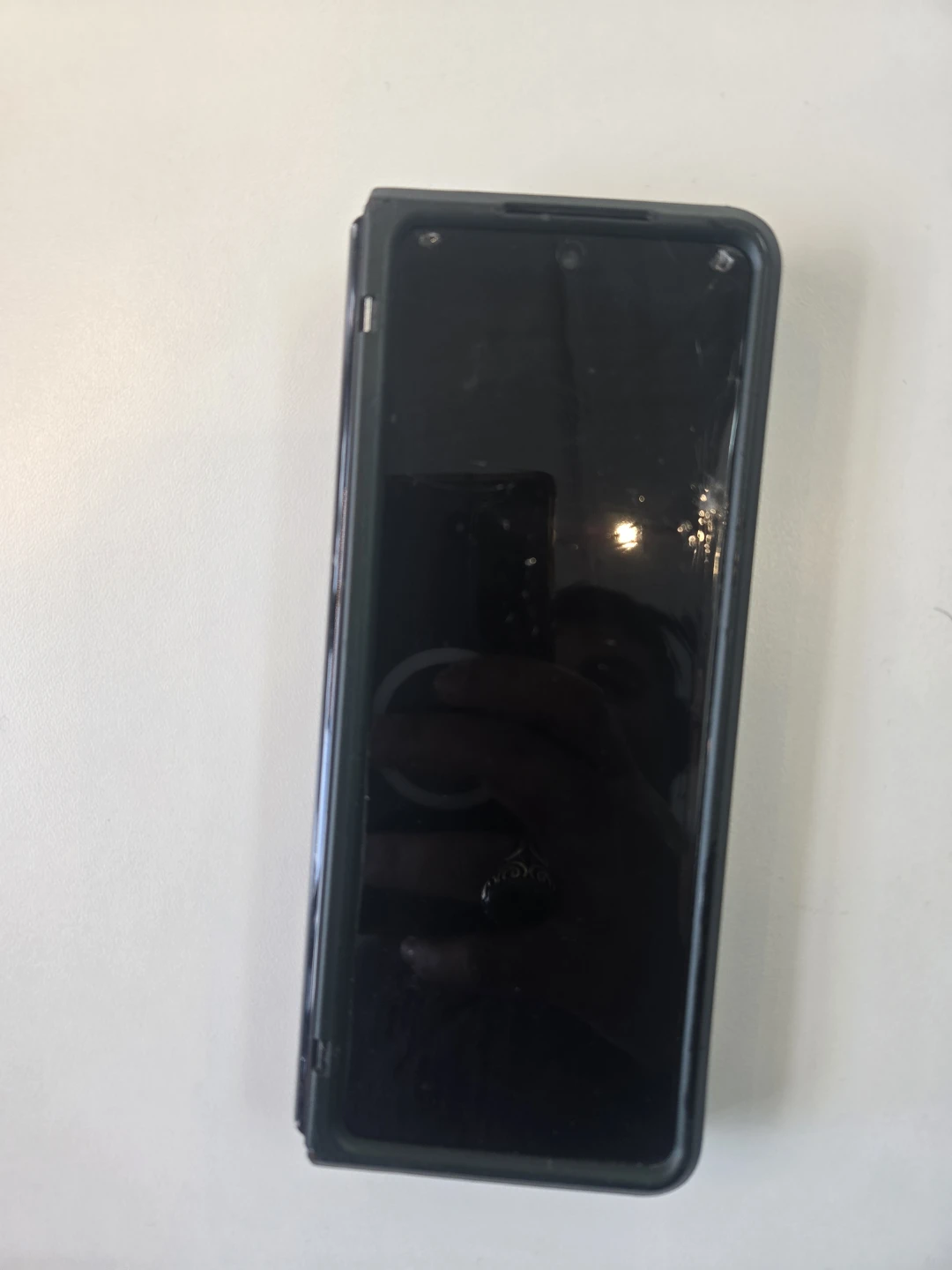 Samsung Galaxy Z Fold 3 5G - photo 4