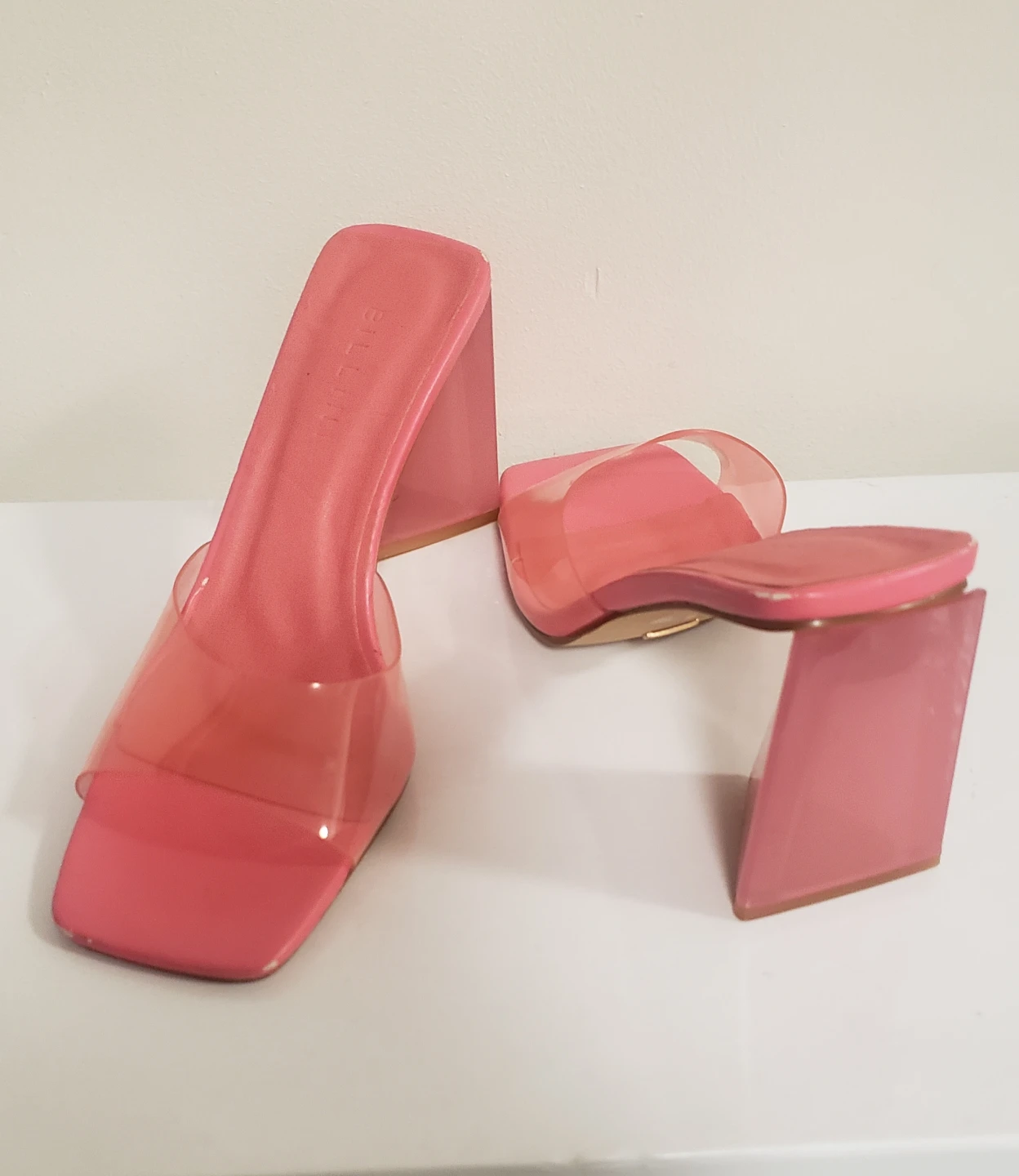 Brand new Bilini Quota in Fairy Floss Sandals - photo 2