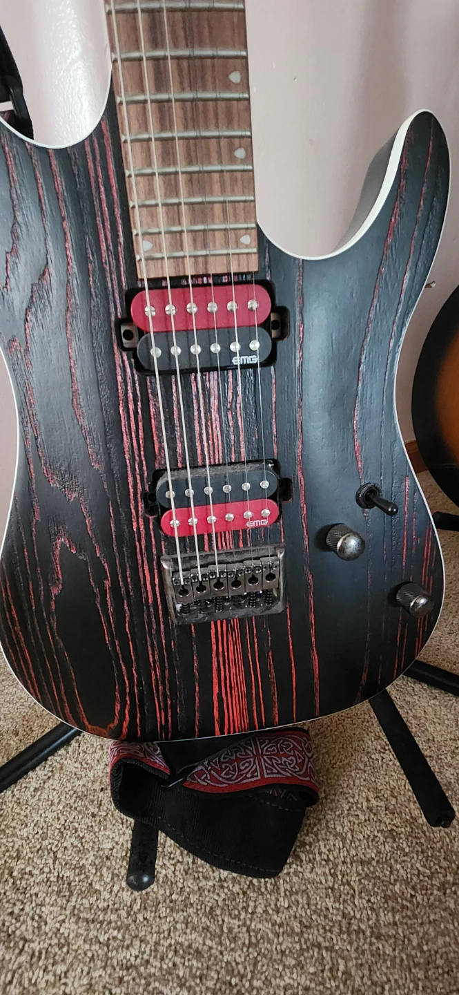 Cort Electric Guitar - Black and Red Woodgrain - photo 3