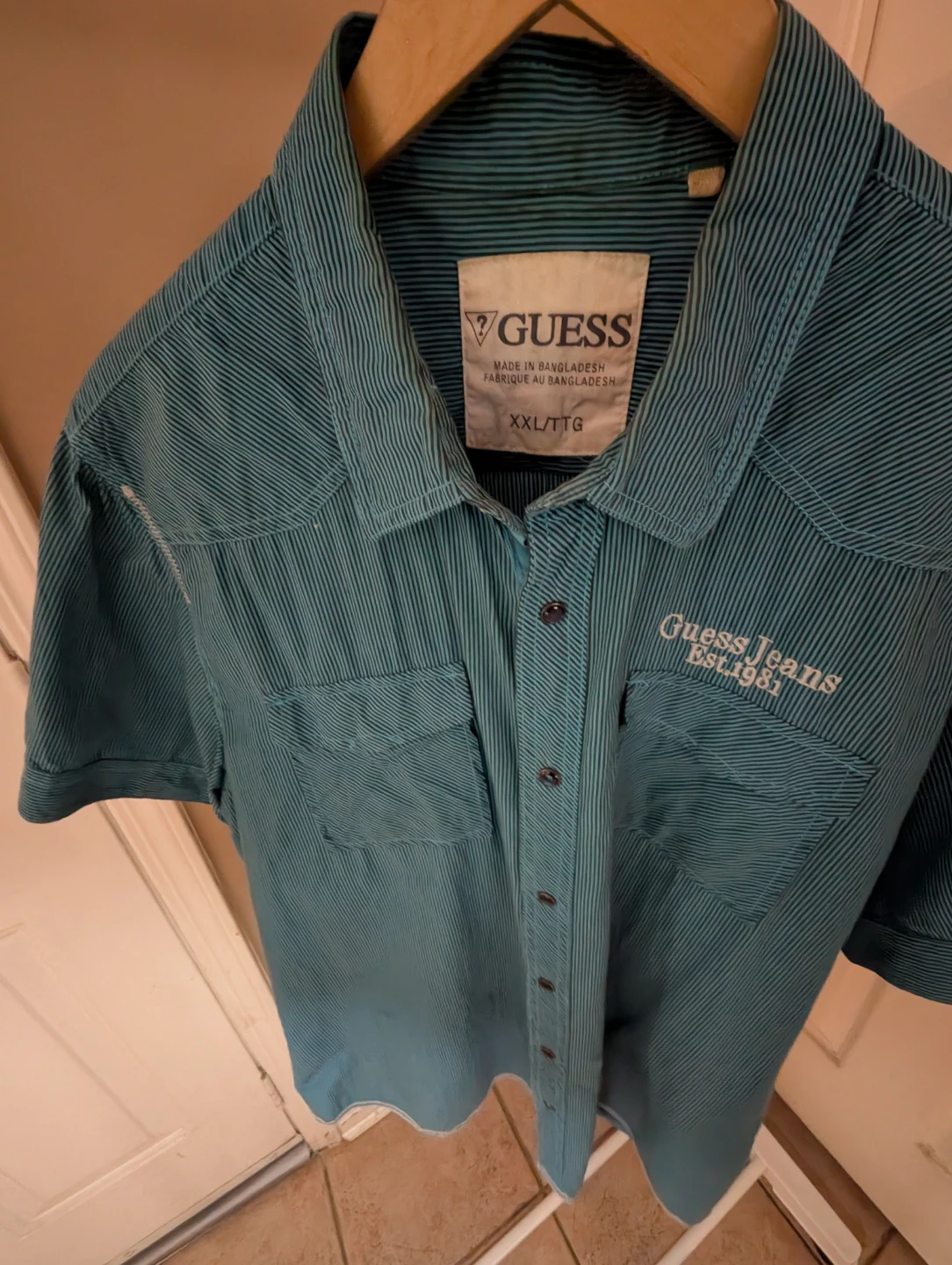 Guess Jeans Short Sleeve Button-Up Shirt XX-Large - photo 3