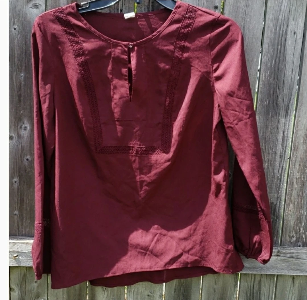 Maroon Lace Trim Long Sleeve Blouse