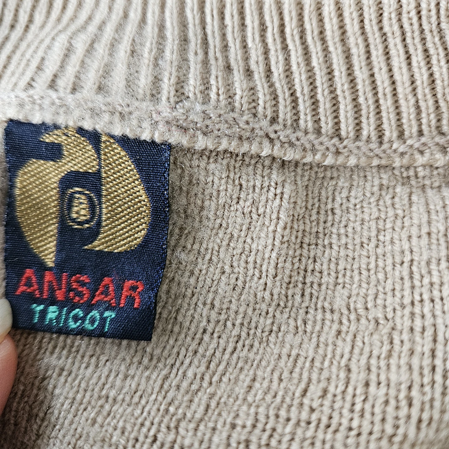 Ansar Tricot Beige V-Neck Sleeveless Sweater Vest - photo 4