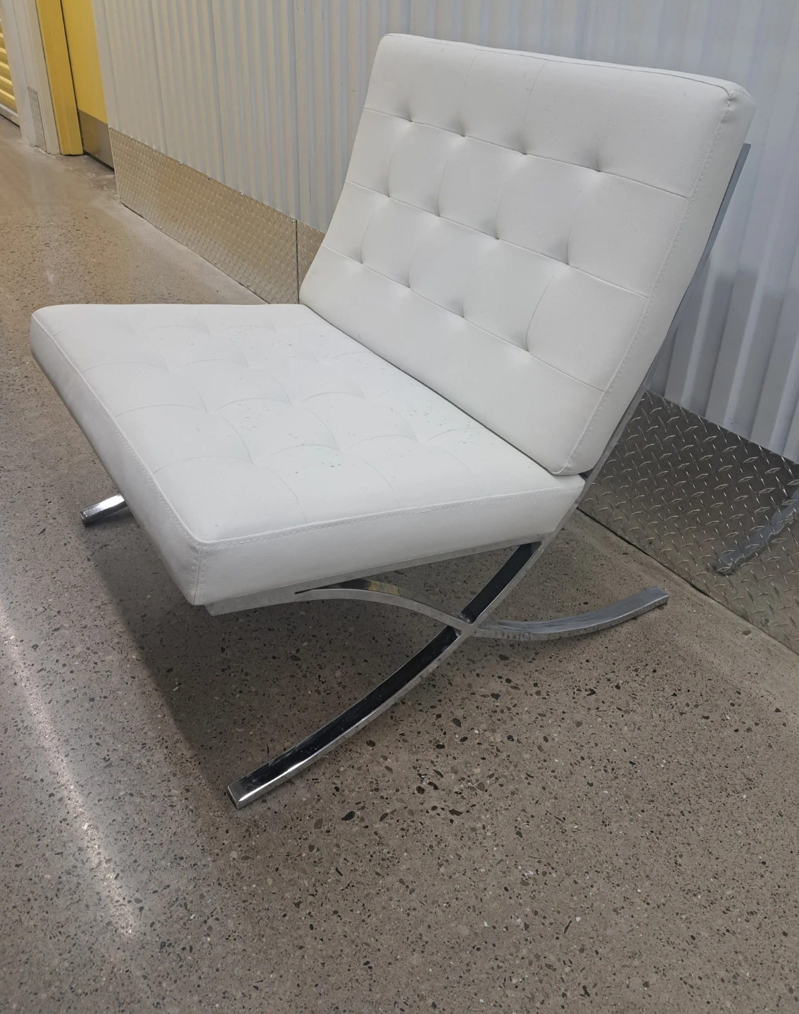 Bouclair White Faux Leather Lounge Chair - photo 2