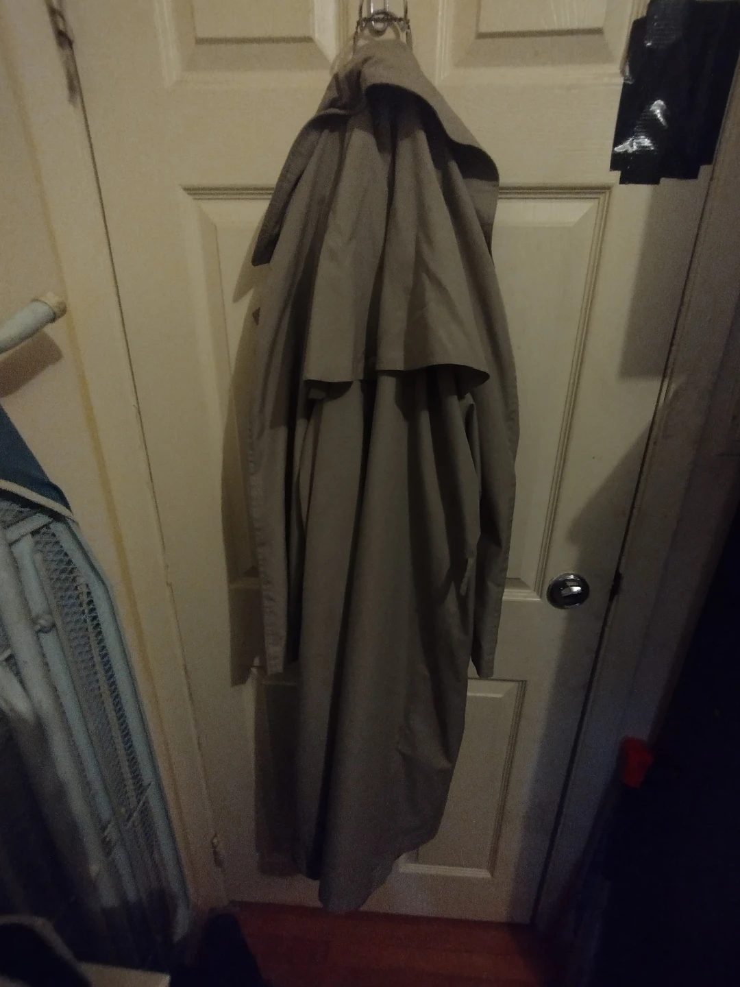 Cream Trenchcoat - photo 3