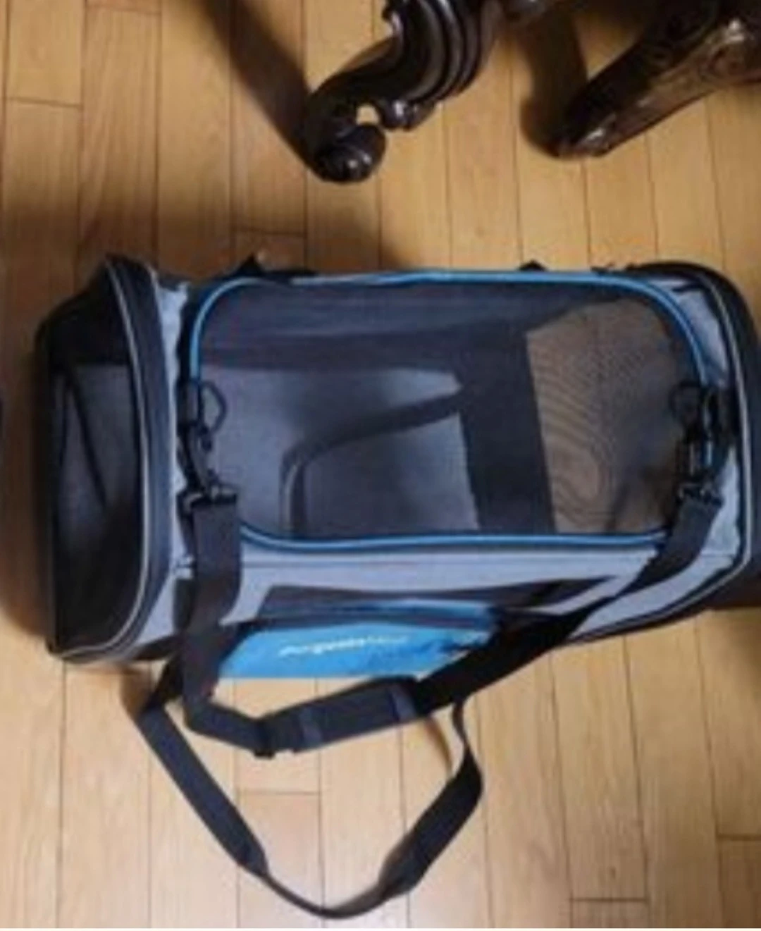 Pet carrier  (new never used) - photo 2