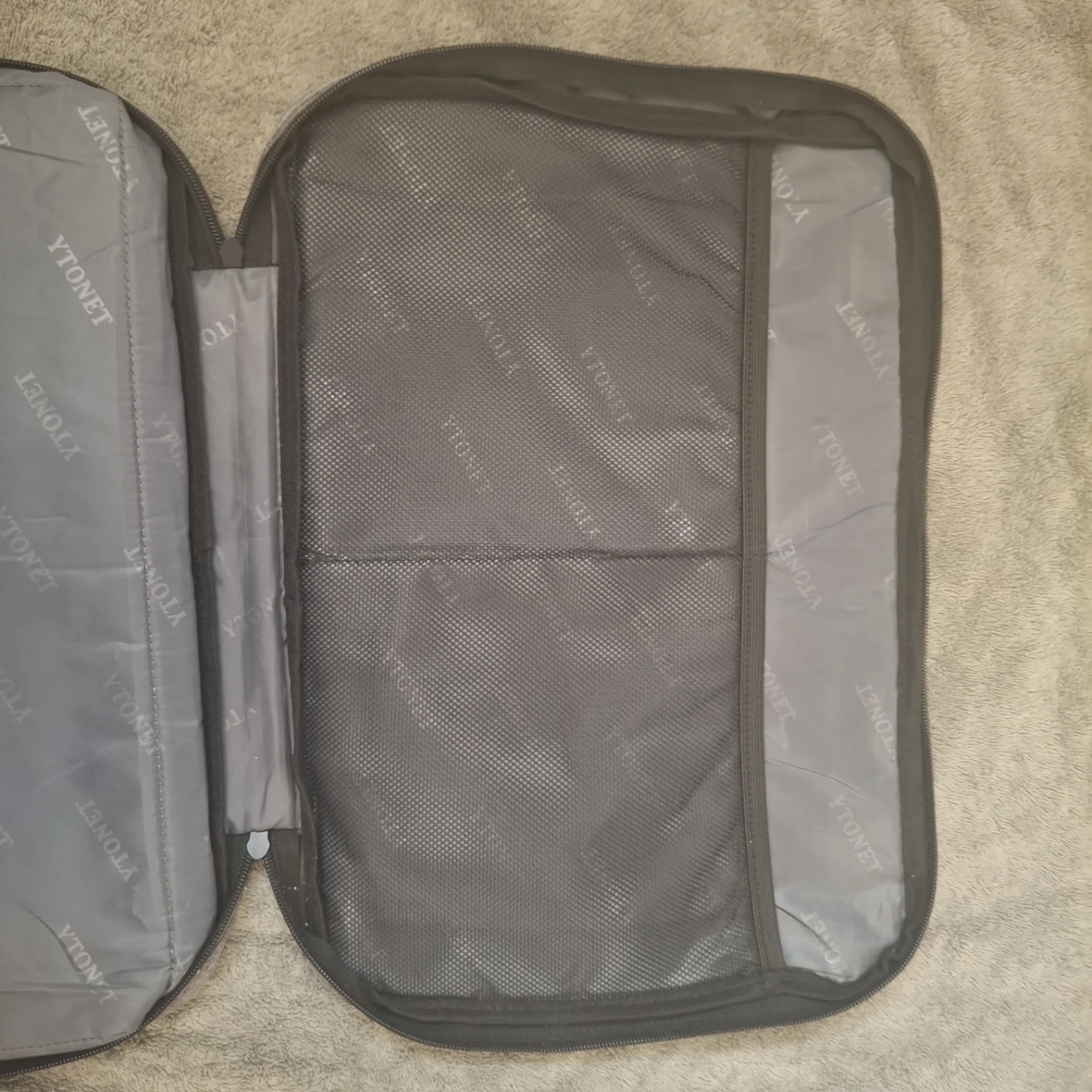 YTONET Grey Tech Laptop Bag - photo 4