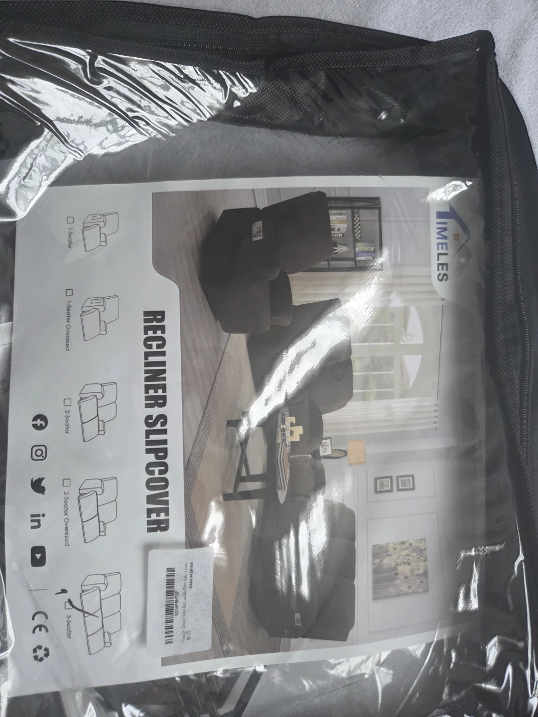 3 Seater recliner couch as new - photo 2
