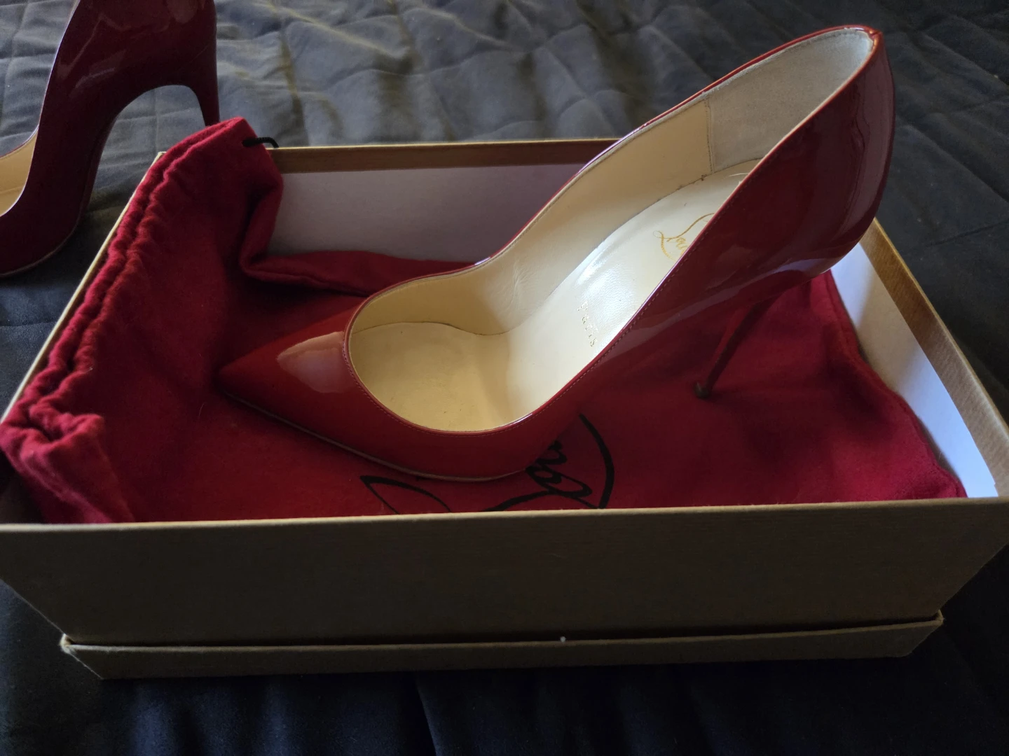 Christian Louboutin Pigalle Follies 100 Patent Heels - Red - photo 2