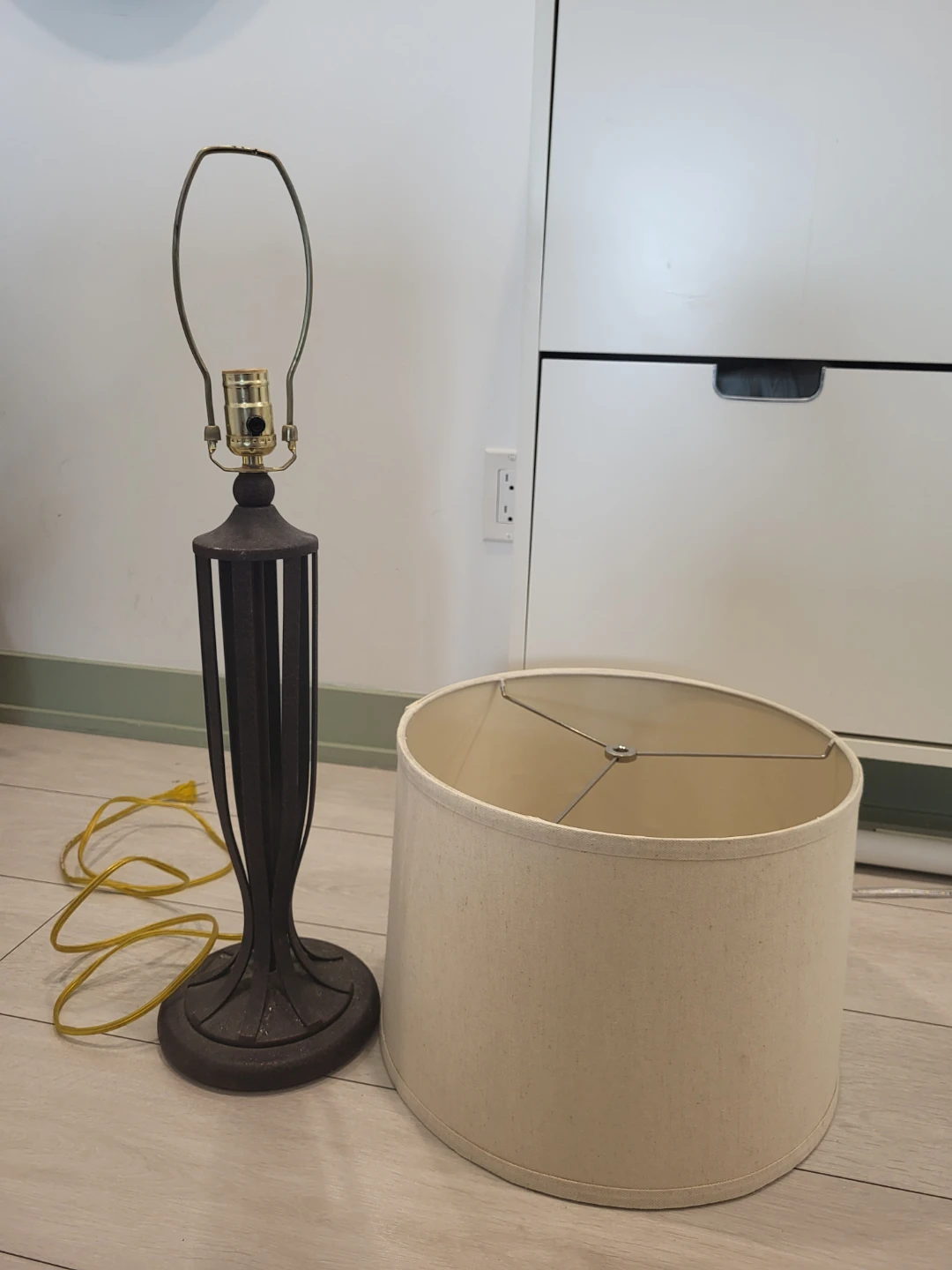 Table Lamp with Cream Shade - photo 2