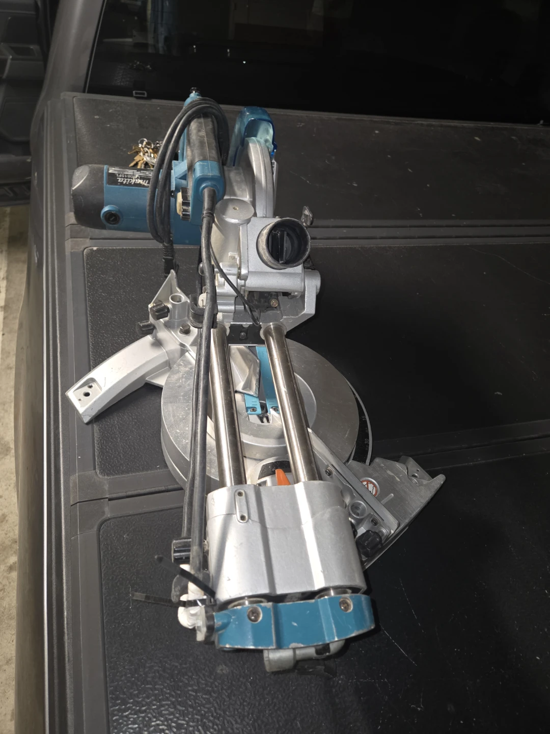 Makita Miter Saw - photo 3