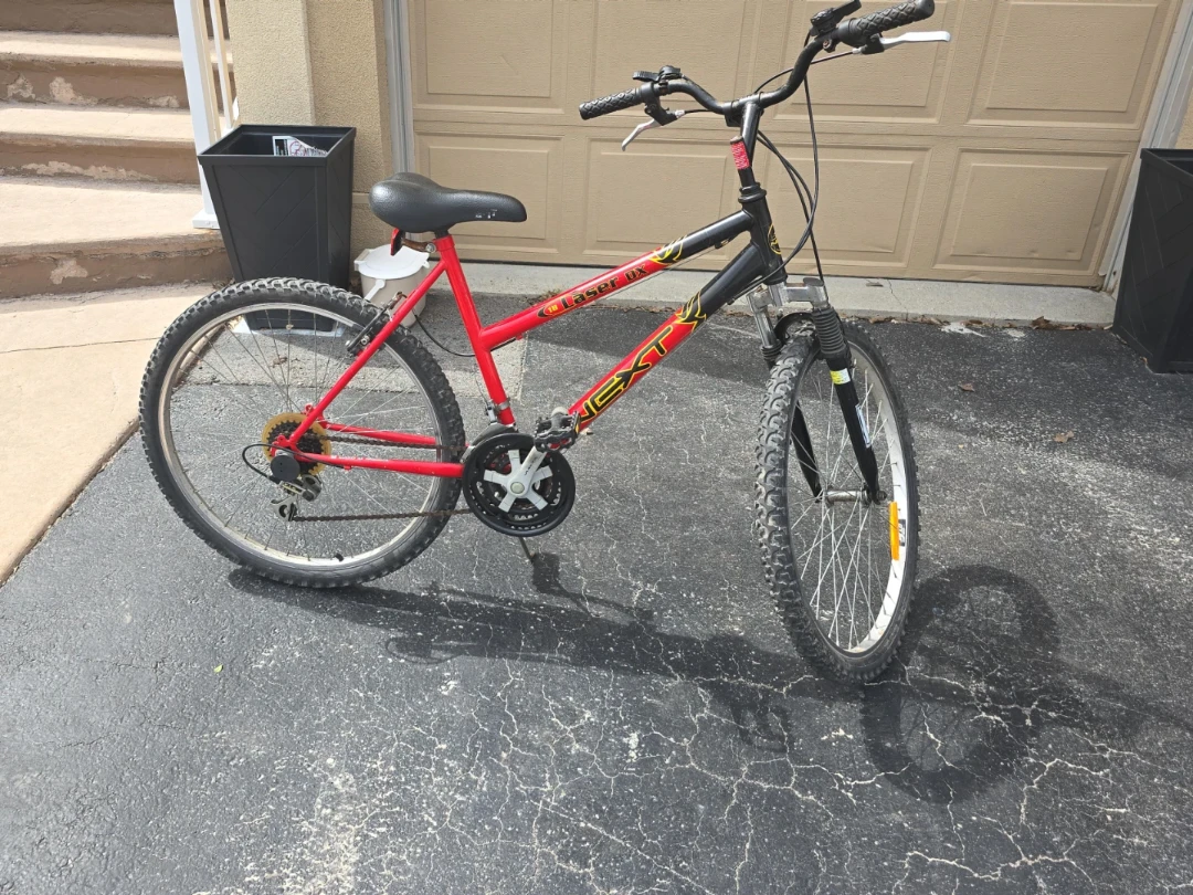 Next "Spectrus" Mountain Bike - Red/Black