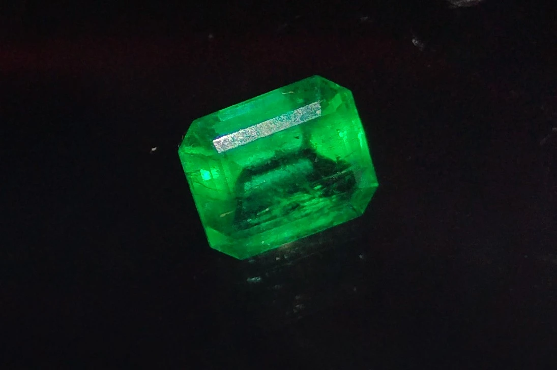 Natural Emerald Cut Gemstone - photo 2