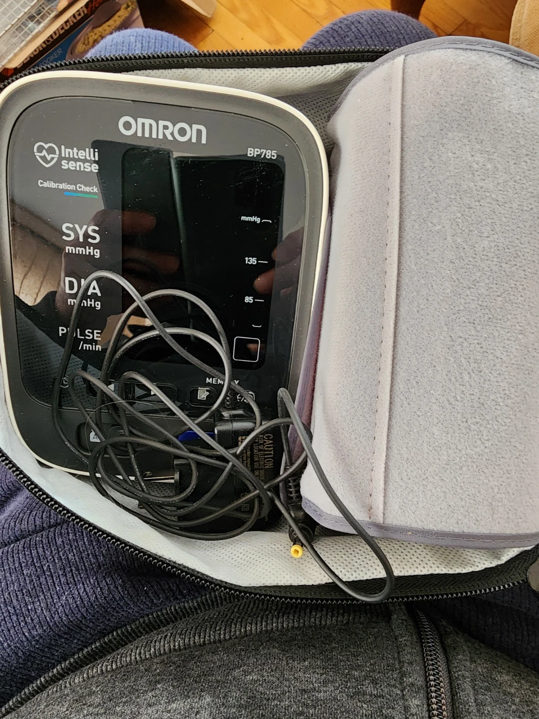 Omron 10 Series Blood Pressure Monitor with ComFit Cuff BP785CAN