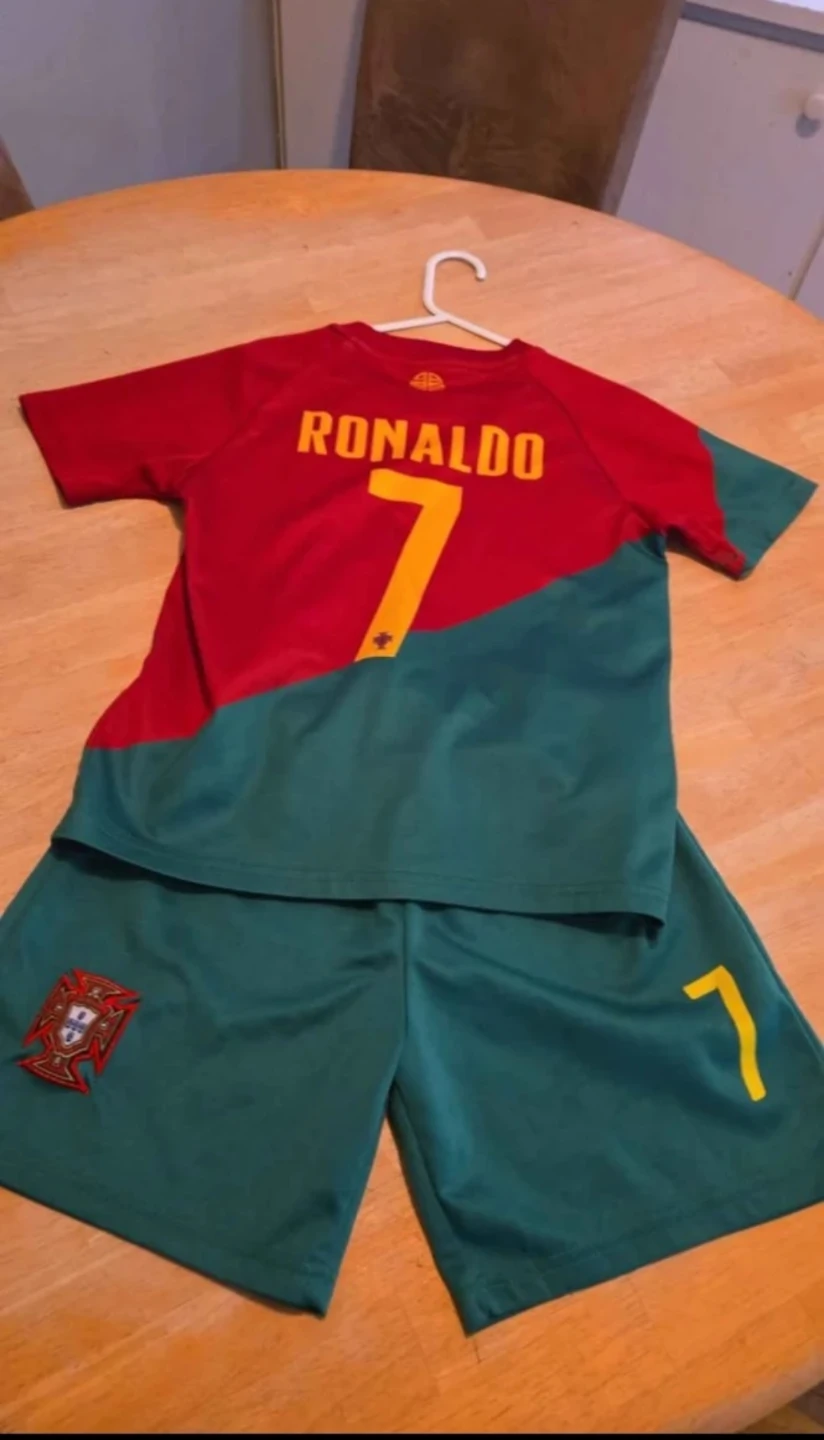 Kids ages 7-8 - Portugal Soccer Jersey & Shorts Set - Ronaldo #7