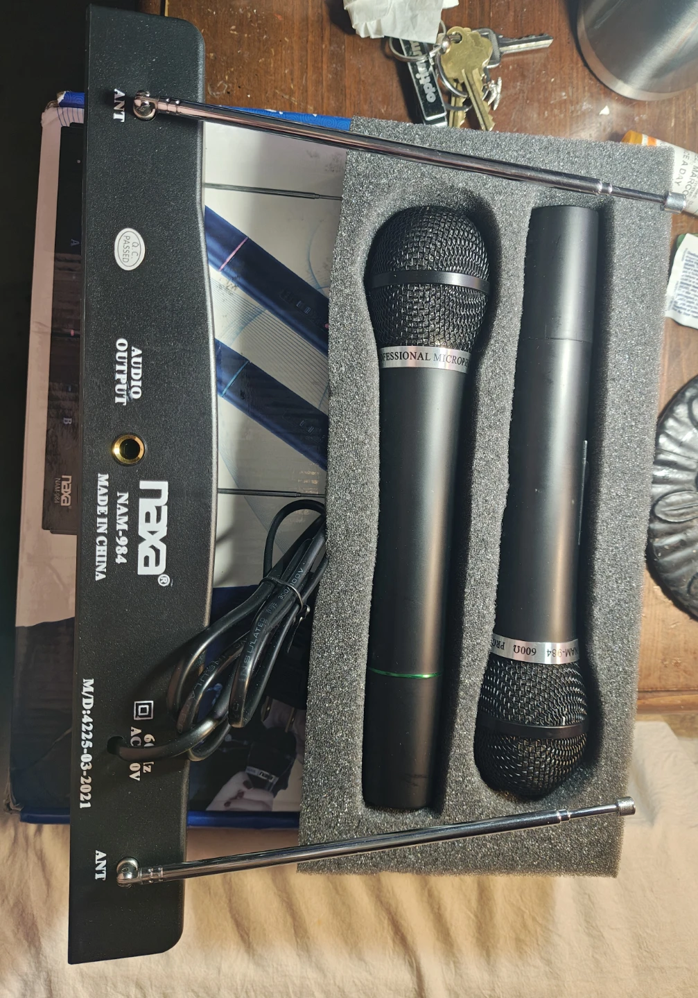 Naxa NAM-984 Professional Dual Wireless Microphone System - photo 3