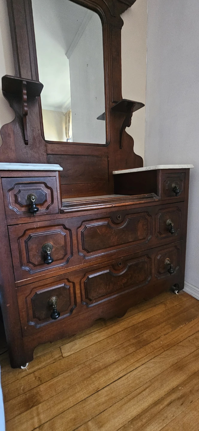 Antique Wooden Dresser with Mirror - photo 2