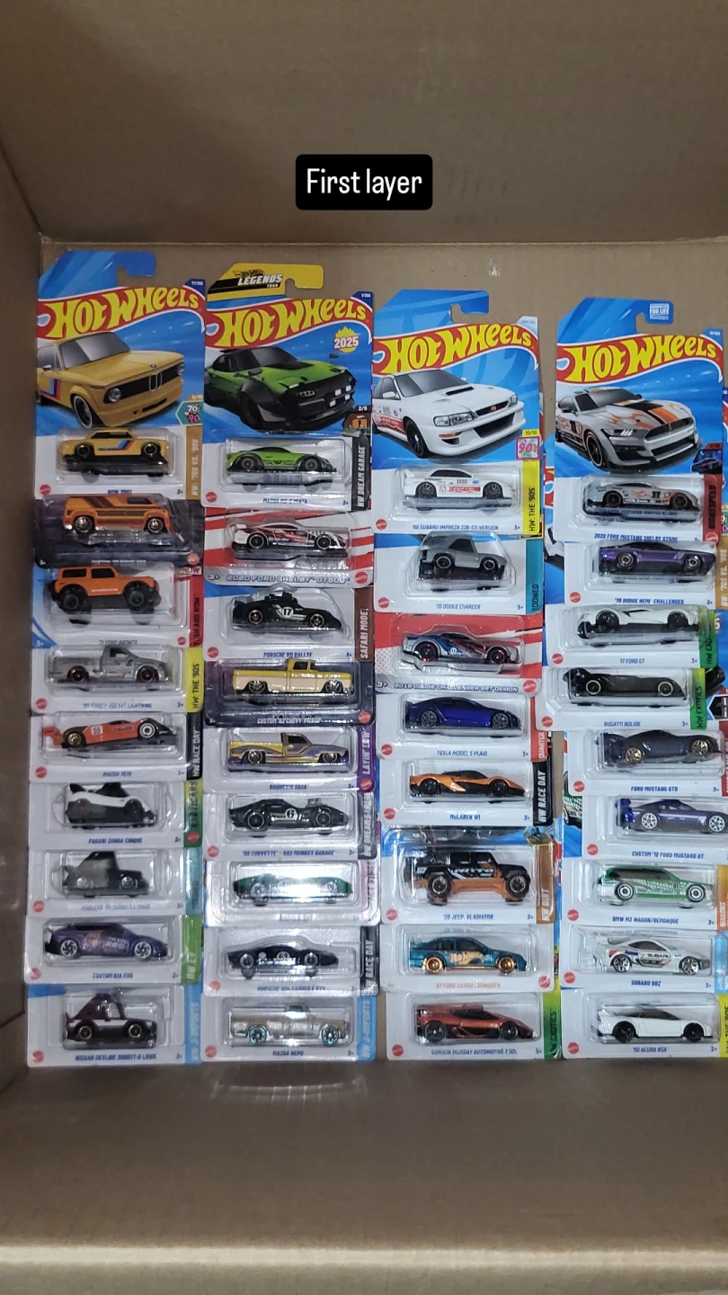 Hot Wheels Die-Cast Toy Cars Lot