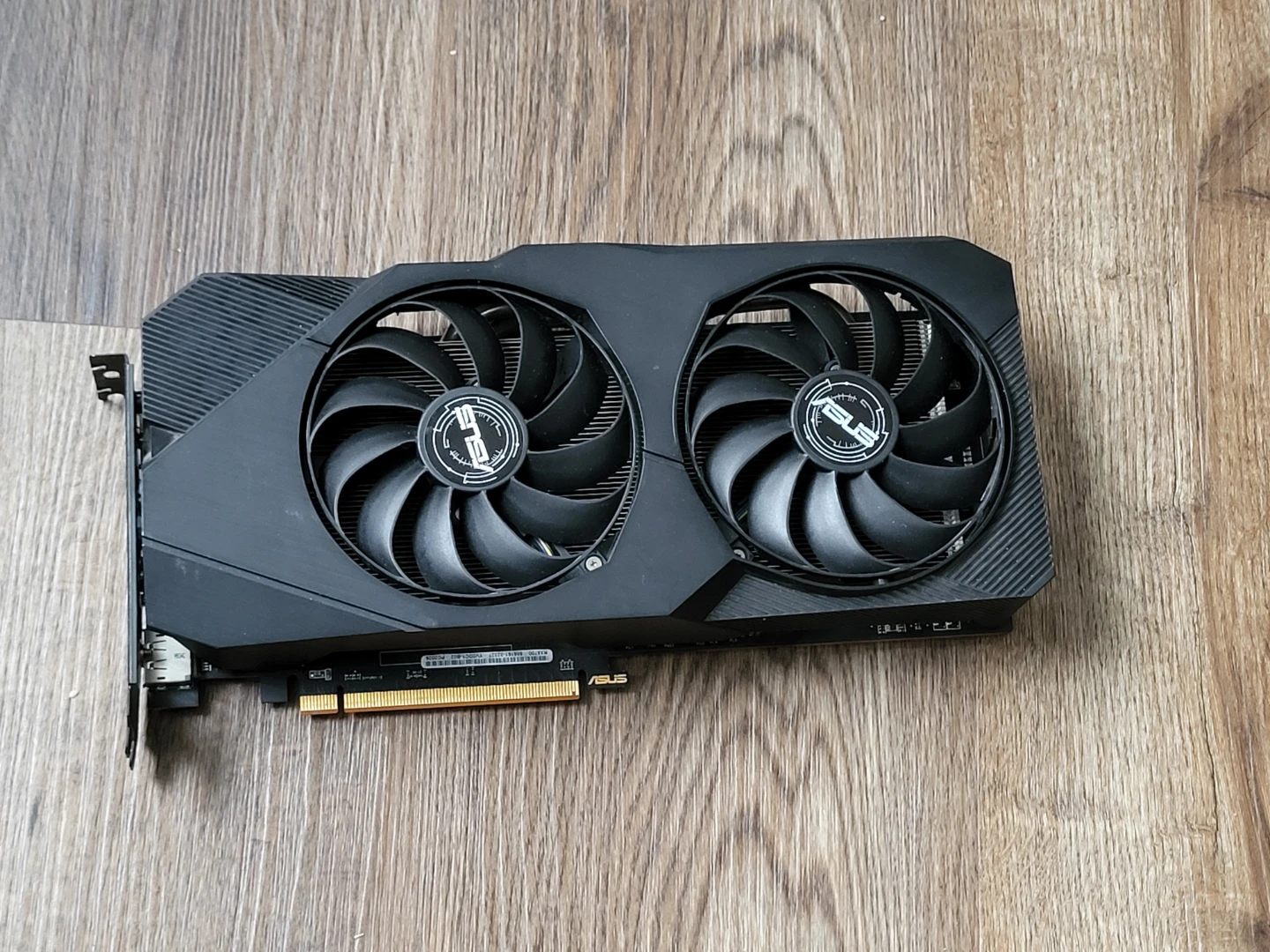 ASUS Radeon RX 5700 XT 8GB