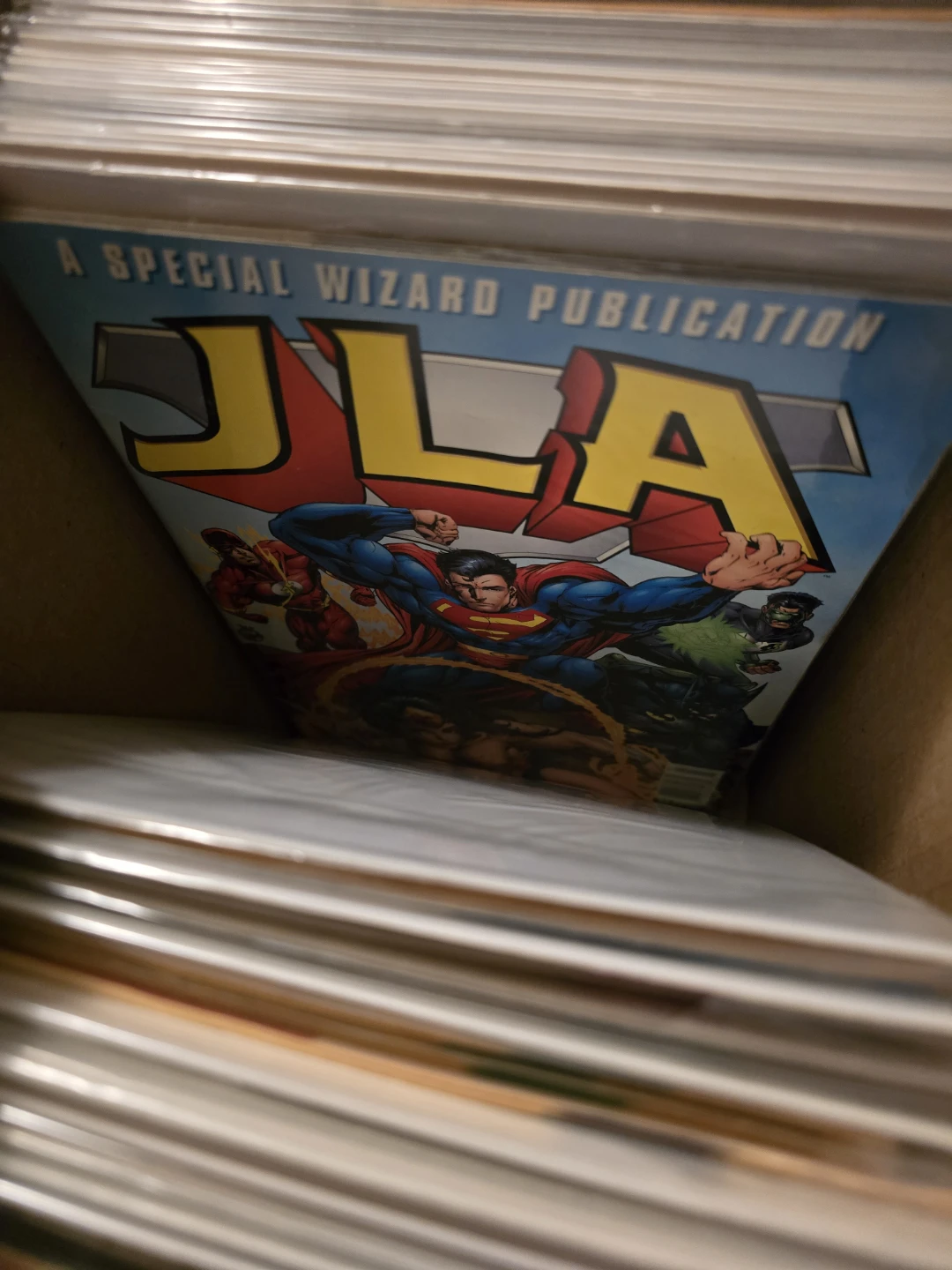 Amazing Heroes Comic Books Bundle - photo 4