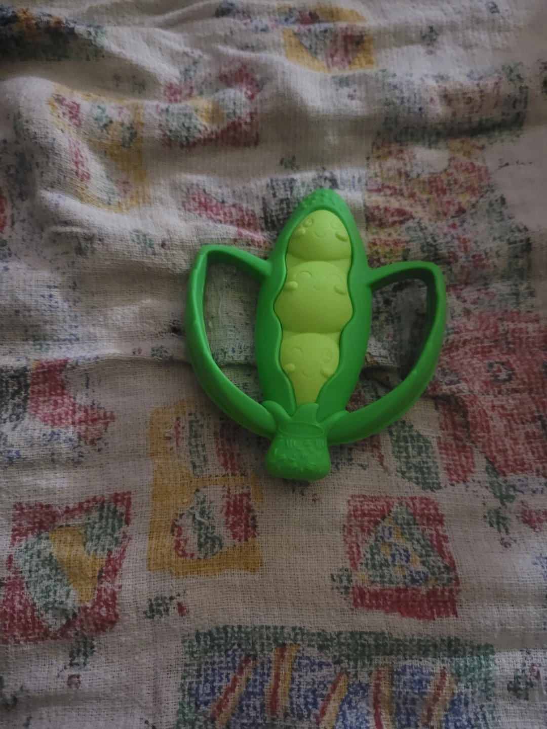 Infantino Lil' Nibbles Textured Silicone Teether,