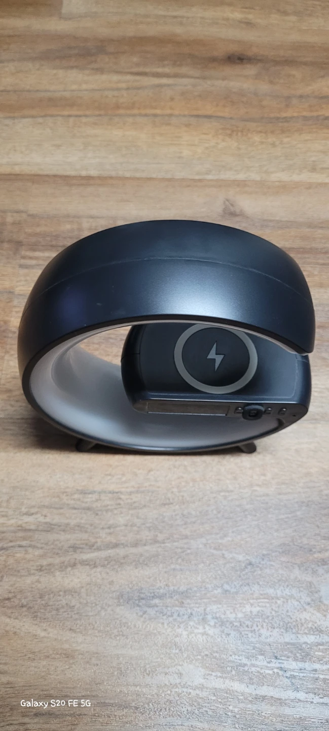 G-Shaped LED Desk Lamp with Wireless Charger - photo 2