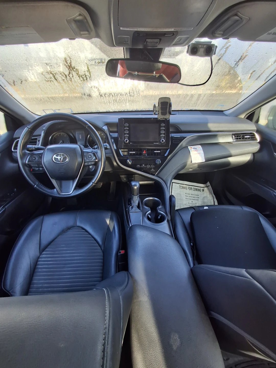 Black Toyota Camry Se  año 2021 - photo 5