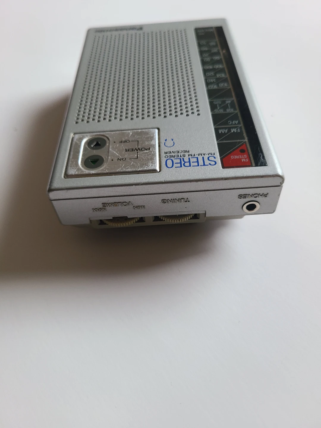 Panasonic RF-455 FM-AM Stereo Receiver - photo 5