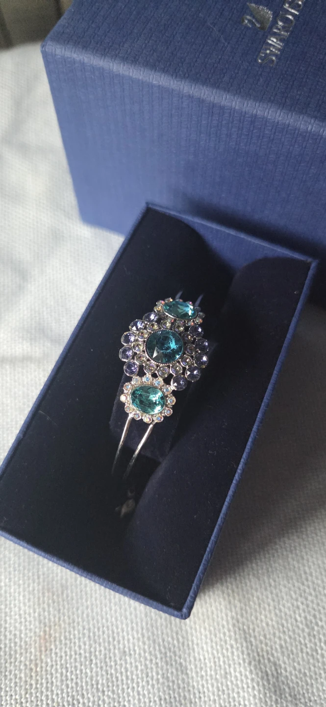 Authentic Swarovski Crystals Bangle