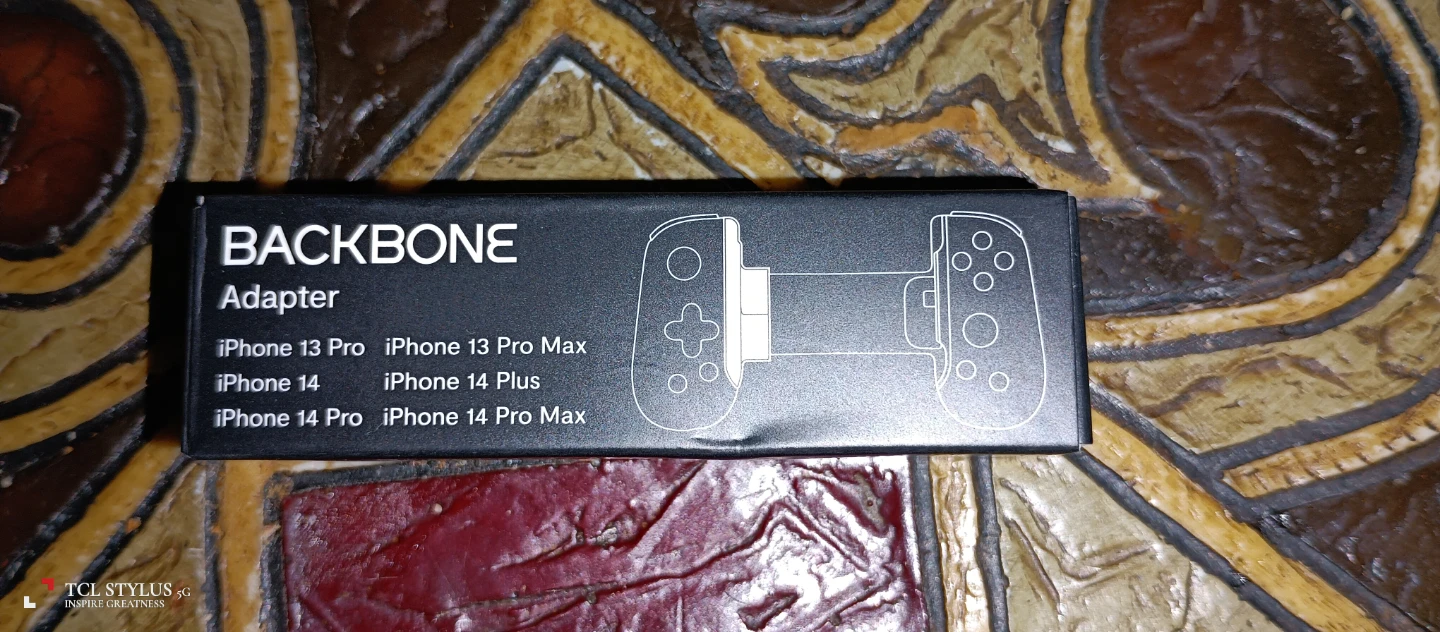 Backbone One for iPhone + Adapter – Excellent Condition - photo 5