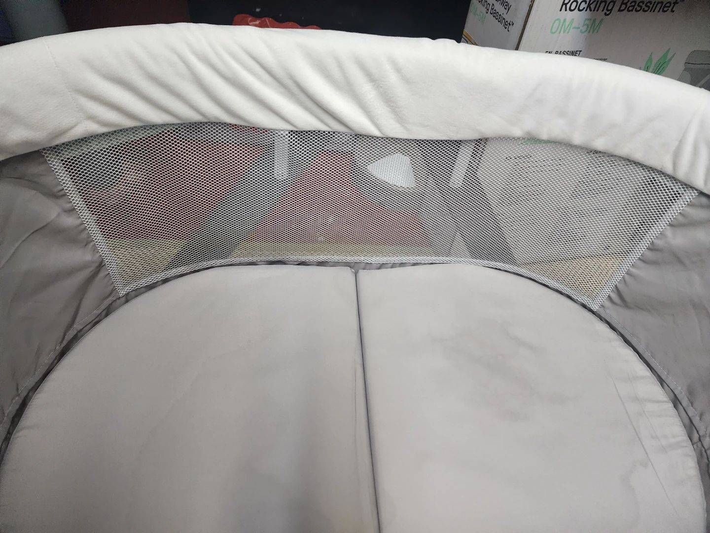 Ingenuity Folding Rocking Baby Bassinet