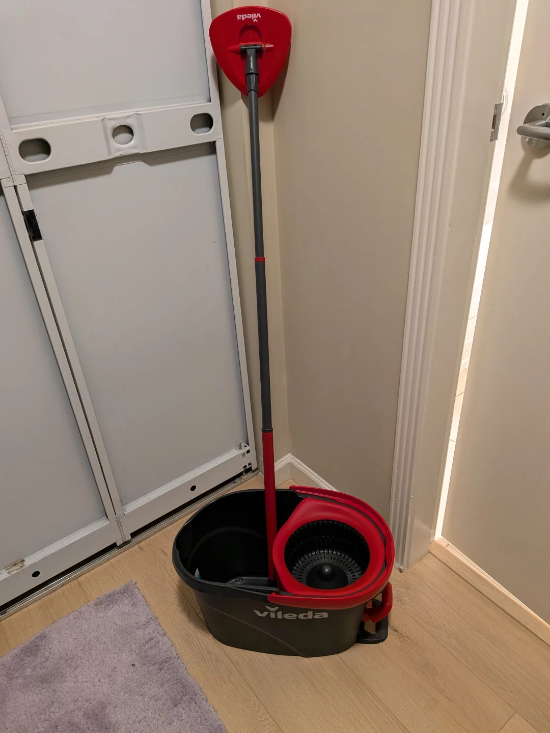 Vileda EasyWring Spin Mop with Bucket