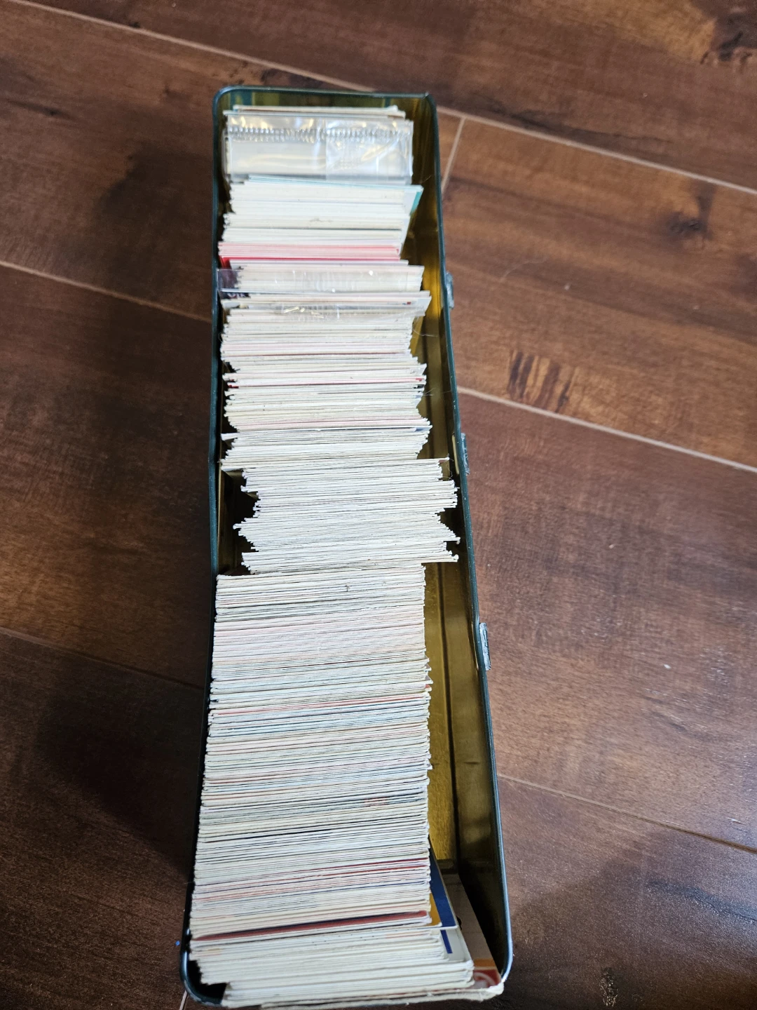 Collection of Hockey Cards in Tin - photo 2
