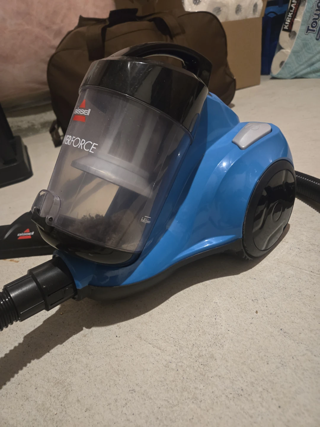 Bissell PowerForce Compact Vacuum Cleaner - photo 3
