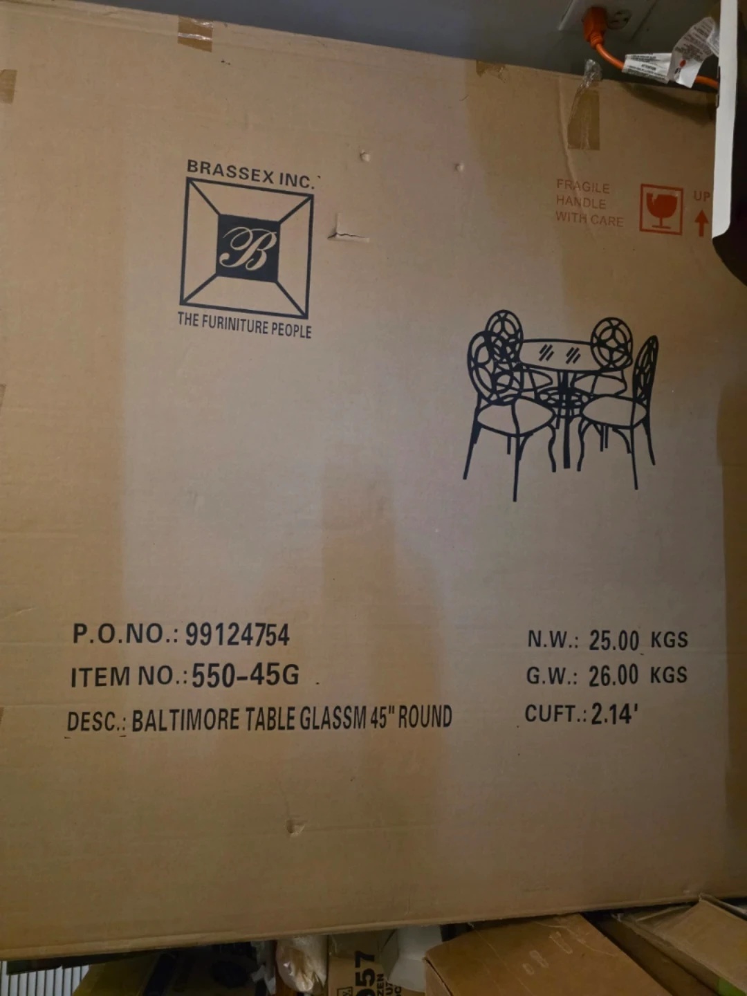 Brassex Baltimore Table Glassm 45" Round with 4 chairs.