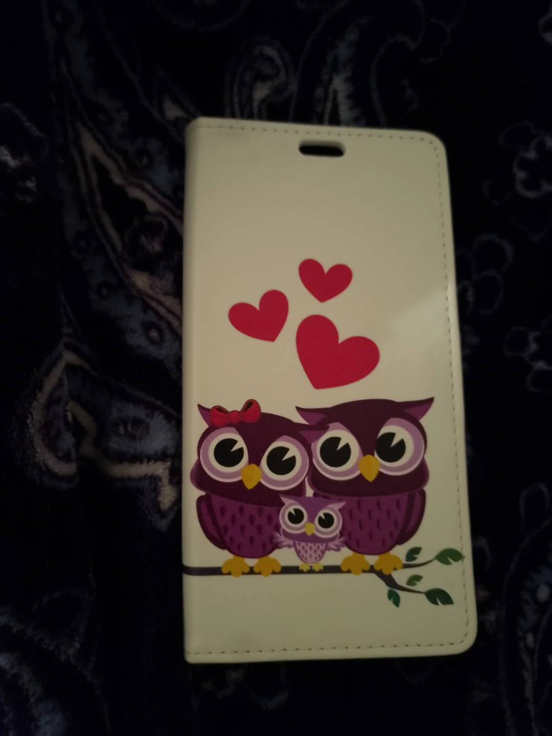 White Owl Family Flip Phone Case - photo 3