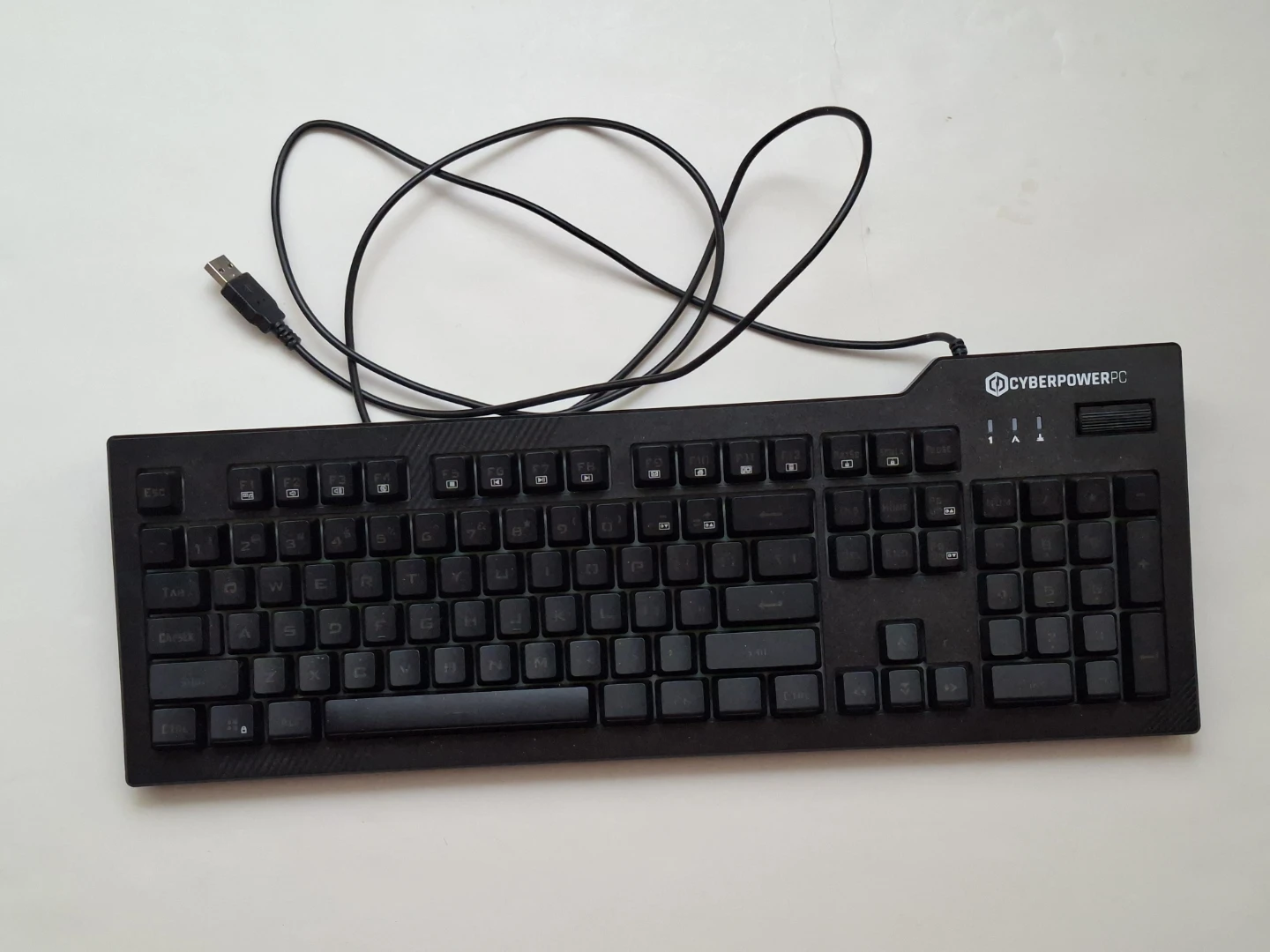 🥕CYBERPOWERPC NOHI 01 LED Multimedia USB Wired Gaming Keyboard